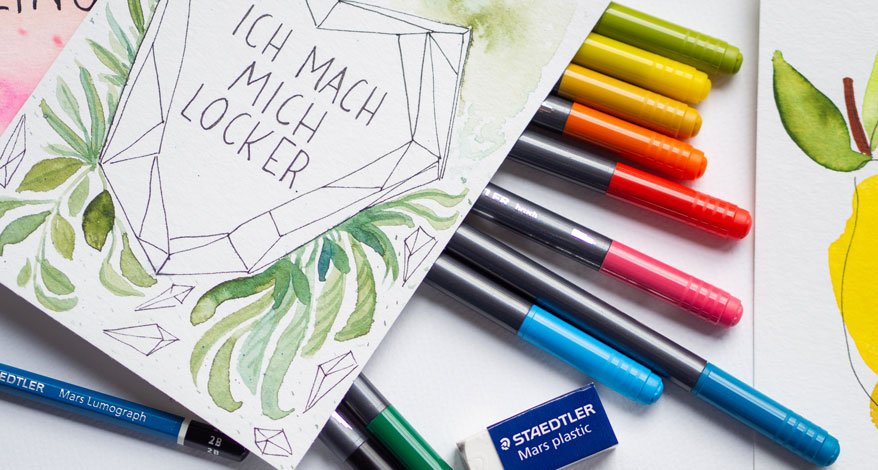 DIY-Mantrakarten mit Aquarellmalerei und Handlettering gestalten für Motivation im Alltag. Mehr bei Papier Kreis in Hanau und im Onlineshop.